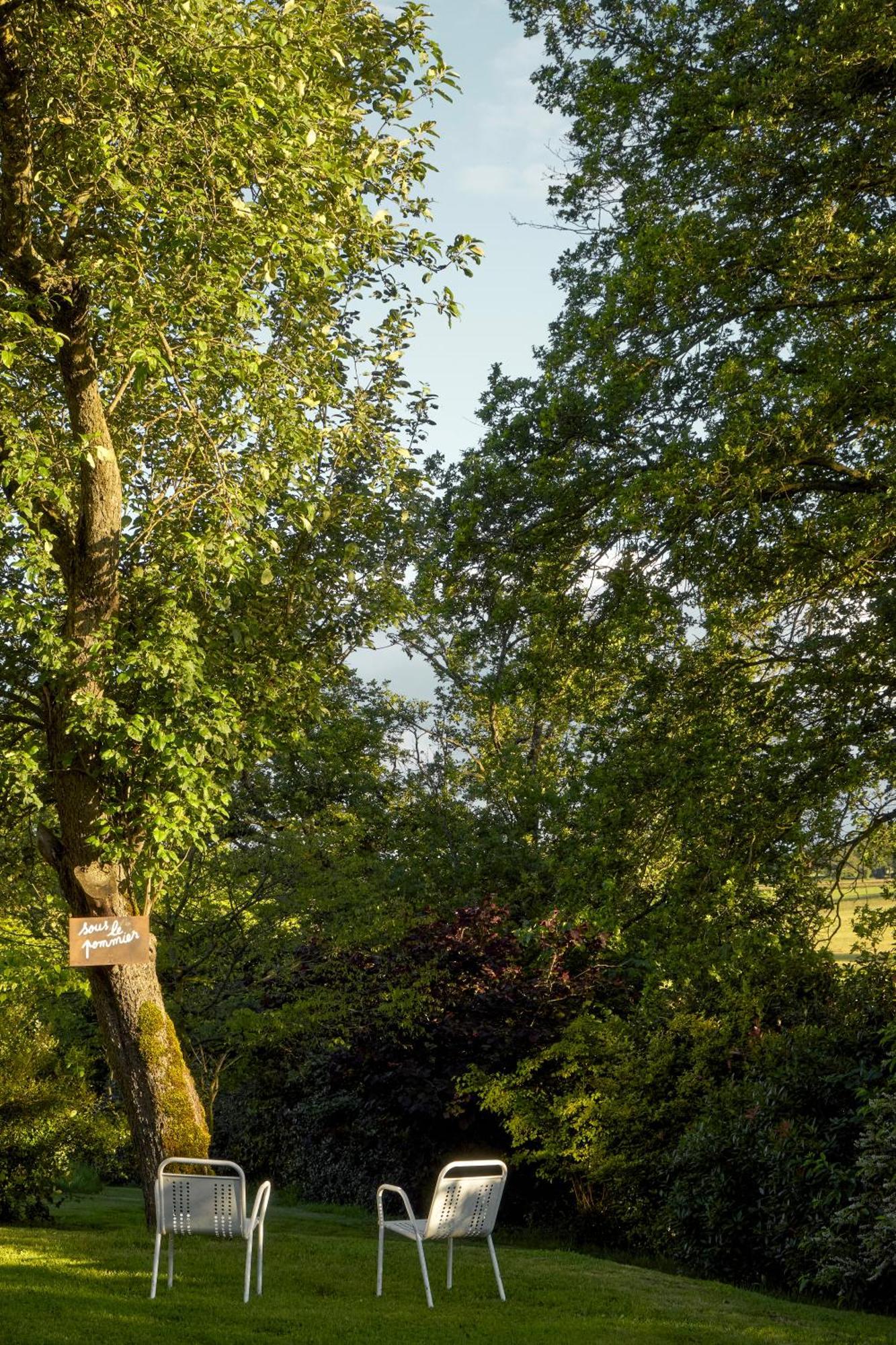 Hotel La Colline Du Colombier Iguerande Zewnętrze zdjęcie