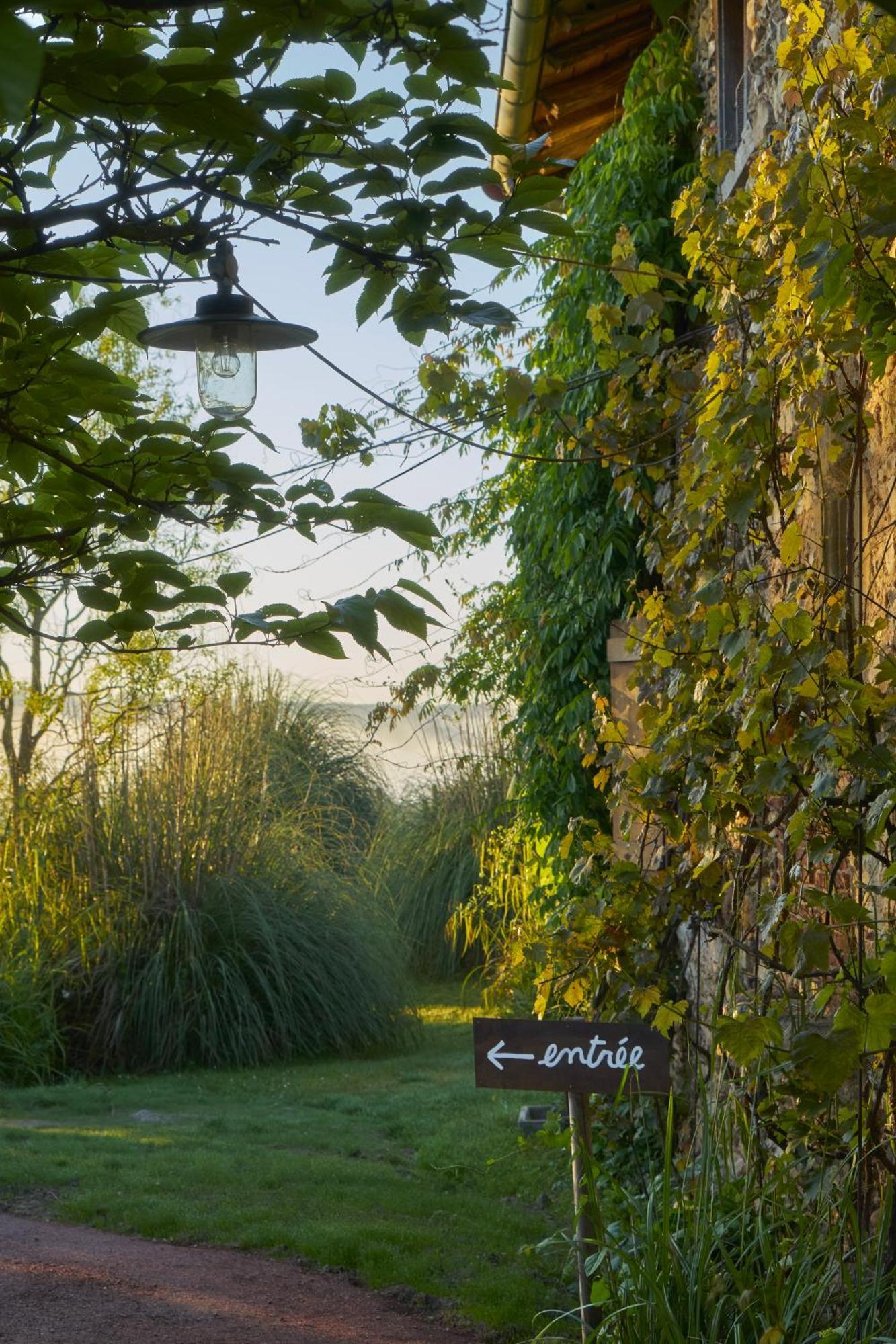 Hotel La Colline Du Colombier Iguerande Zewnętrze zdjęcie